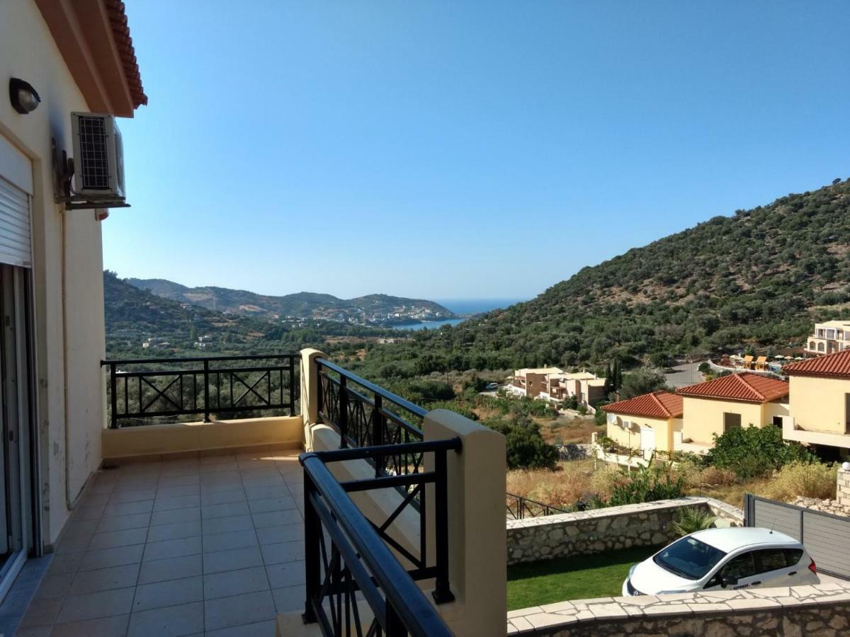 Villa Merastri Vlikhádha Екстериор снимка