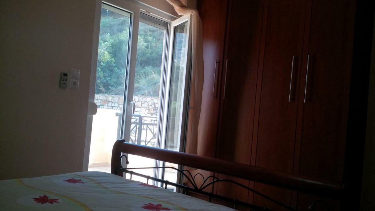 Villa Merastri Vlikhádha Екстериор снимка